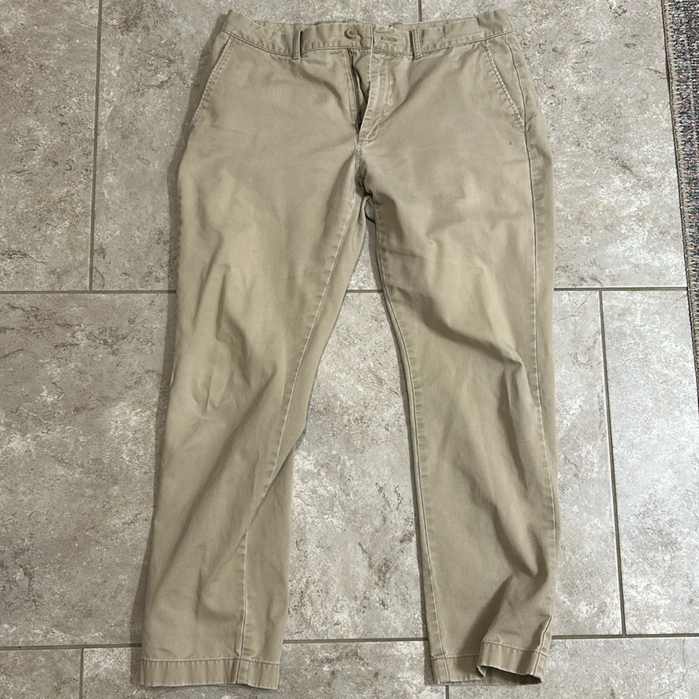 J.Crew 100% cotton 35 x 32 chinos